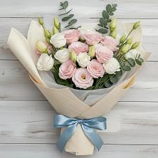 Букет цветов из:  Лизиантусы в Тахтамукай