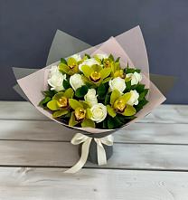 Букет цветов из:  Орхидеи и Розы в Тахтамукай