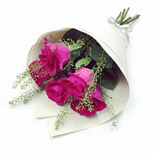Букет цветов из:  Розы в Тахтамукай