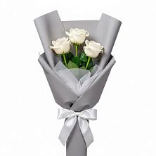 Букет 3 белые розы в Тахтамукай