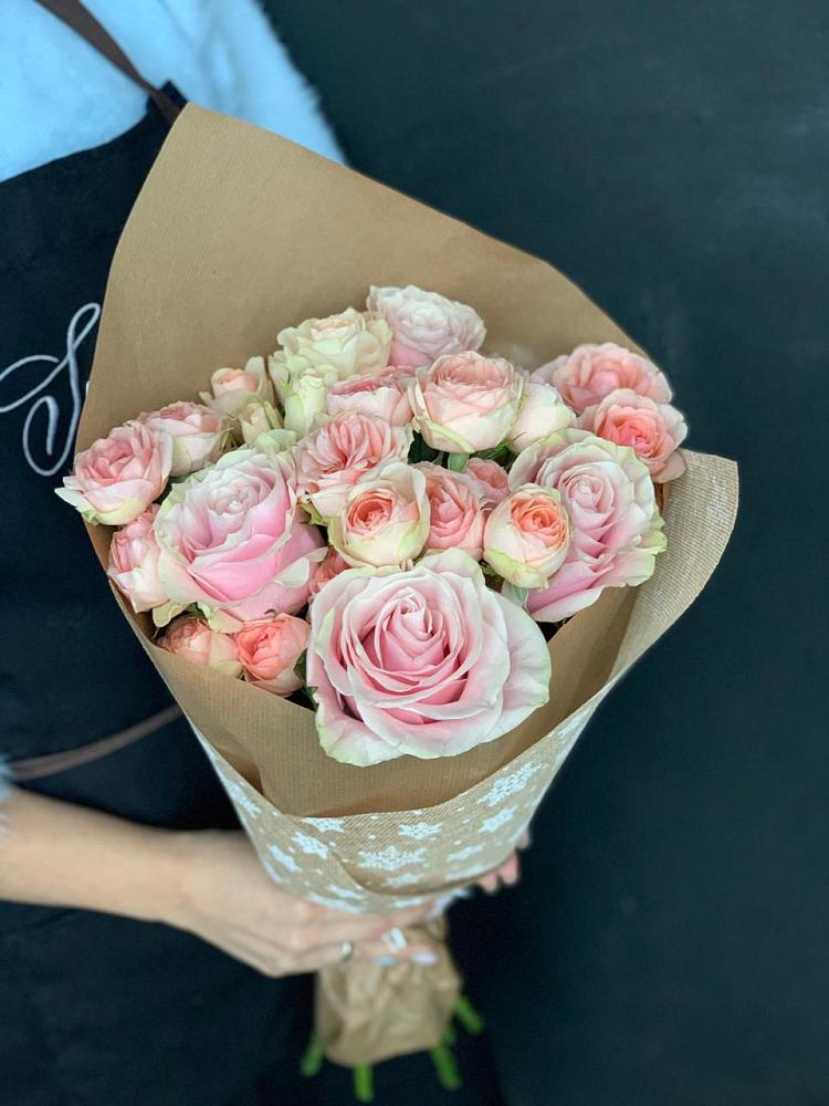 Букет цветов из: Хризантемы и Розы в Тахтамукай