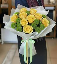 Букет цветов из:  Хризантемы и Розы в Тахтамукай