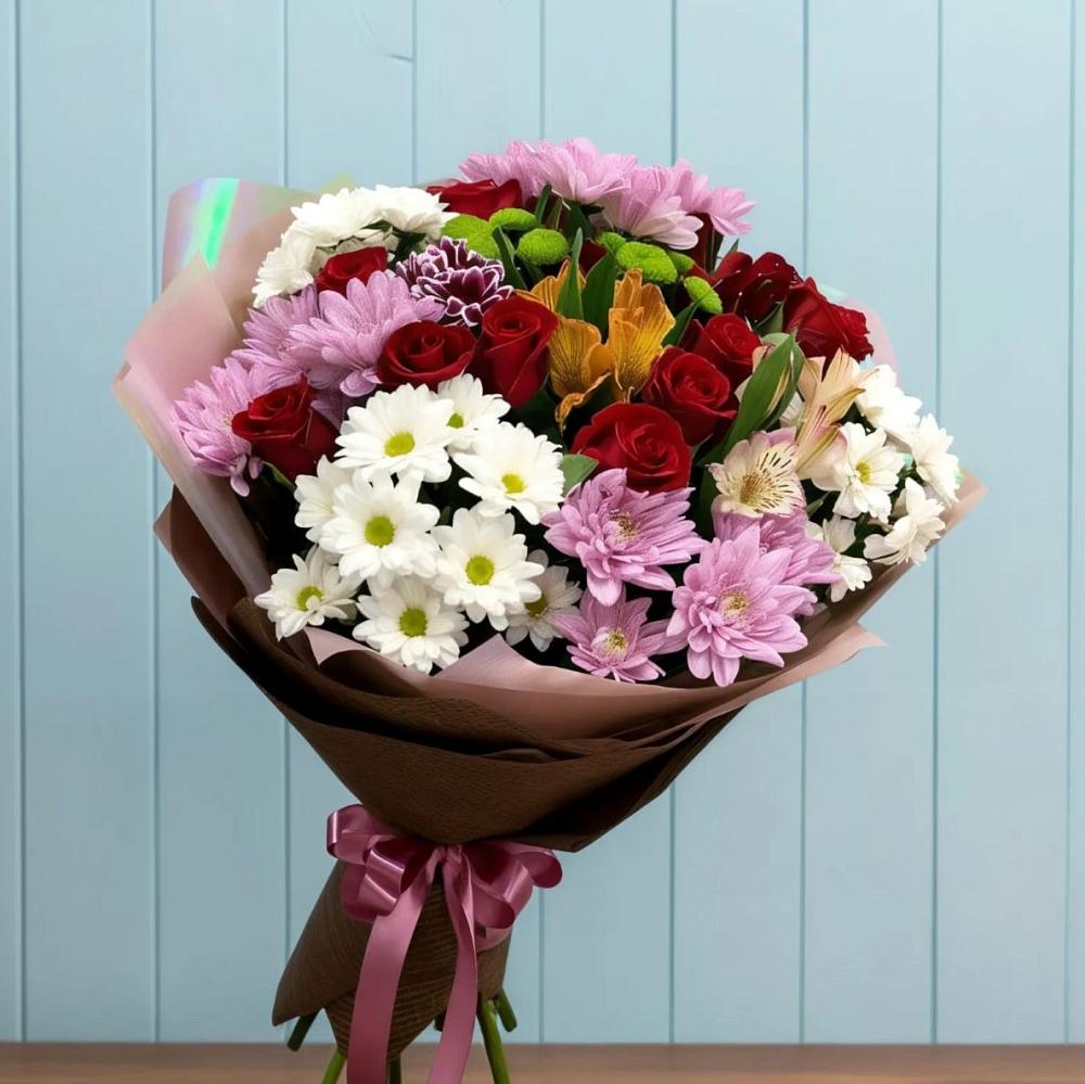 Букет цветов из: Розы, Хризантемы и Альстромерии в Тахтамукай