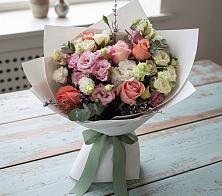 Букет цветов из:  Розы, Лизиантусы и Гвоздики #REPLACE_PRED# Тахтамукай