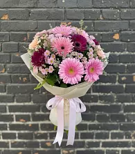 Букет цветов из:  Герберы и Хризантемы в Тахтамукай